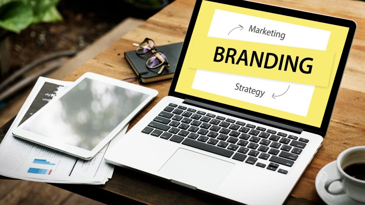 Branding in the Digital Age: Opportunities and Challenges
